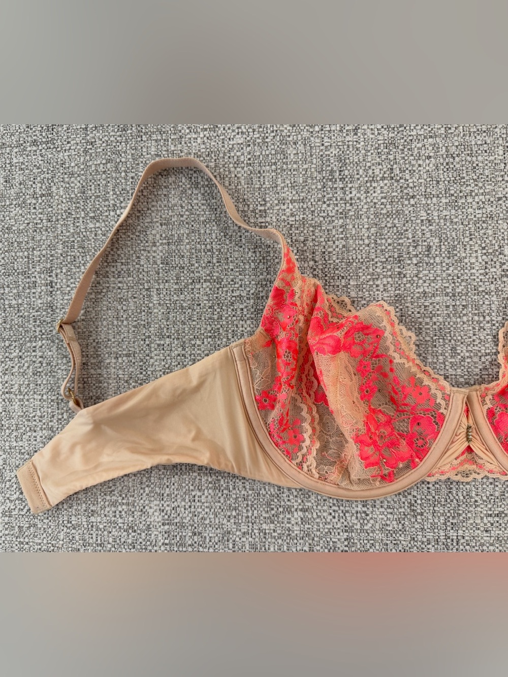 Victoria's Secret Coral and Beige Studded Lace Unlined Underwire Demi Bra - Picture 13 of 14